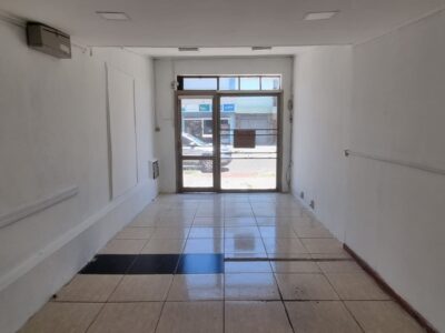 SE ALQUILA LOCAL COMERCIAL