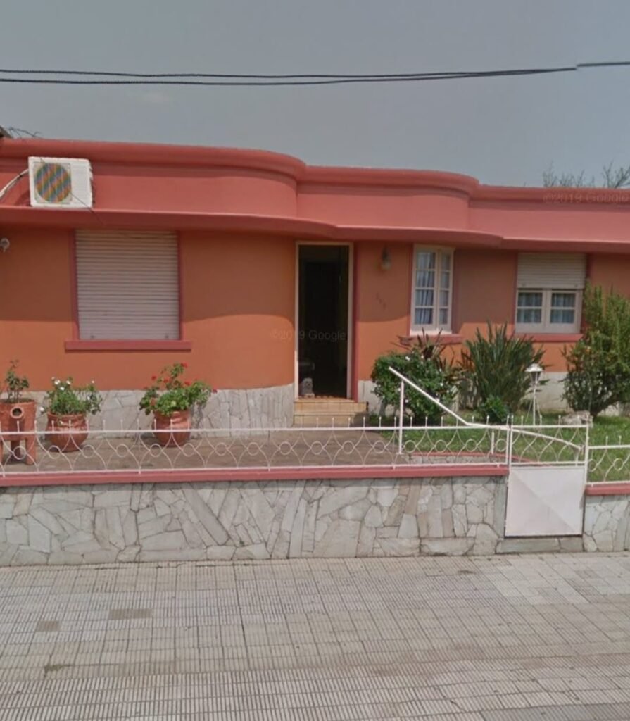 Casas en Diego Lamas y Bernabé Rivera – Venta