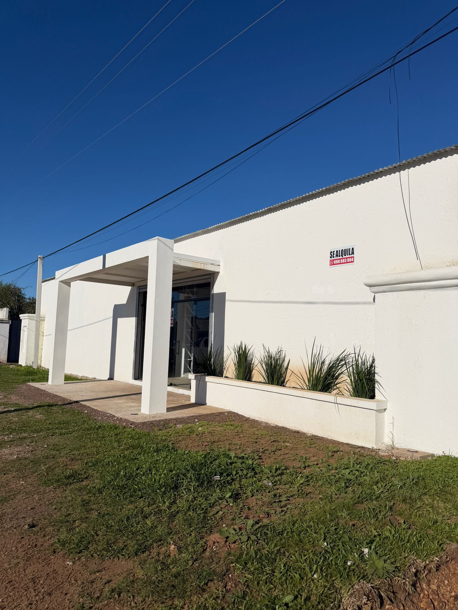 Locales Comerciales en Blas Mello – Alquiler